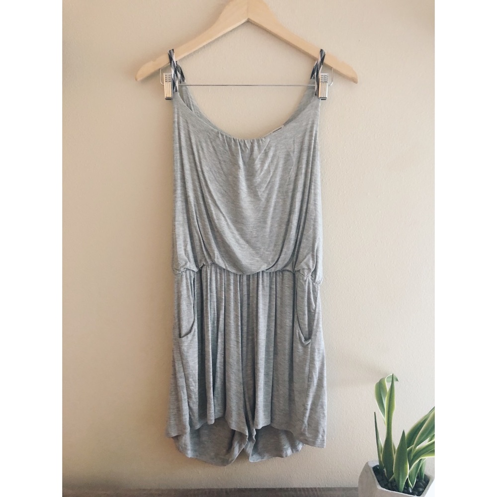 Grey Romper With Pockets Size: M